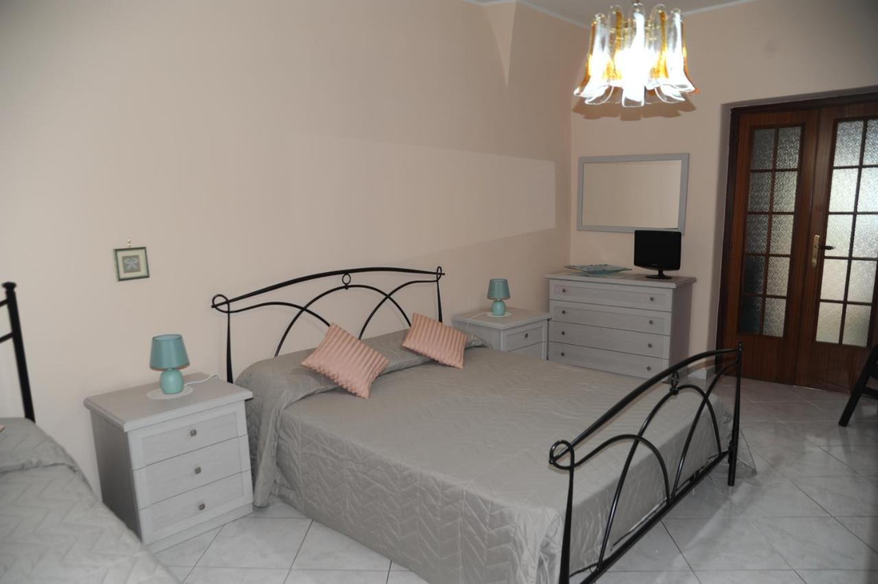Casa Vacanze Il Nespolo 카타니아 외부 사진